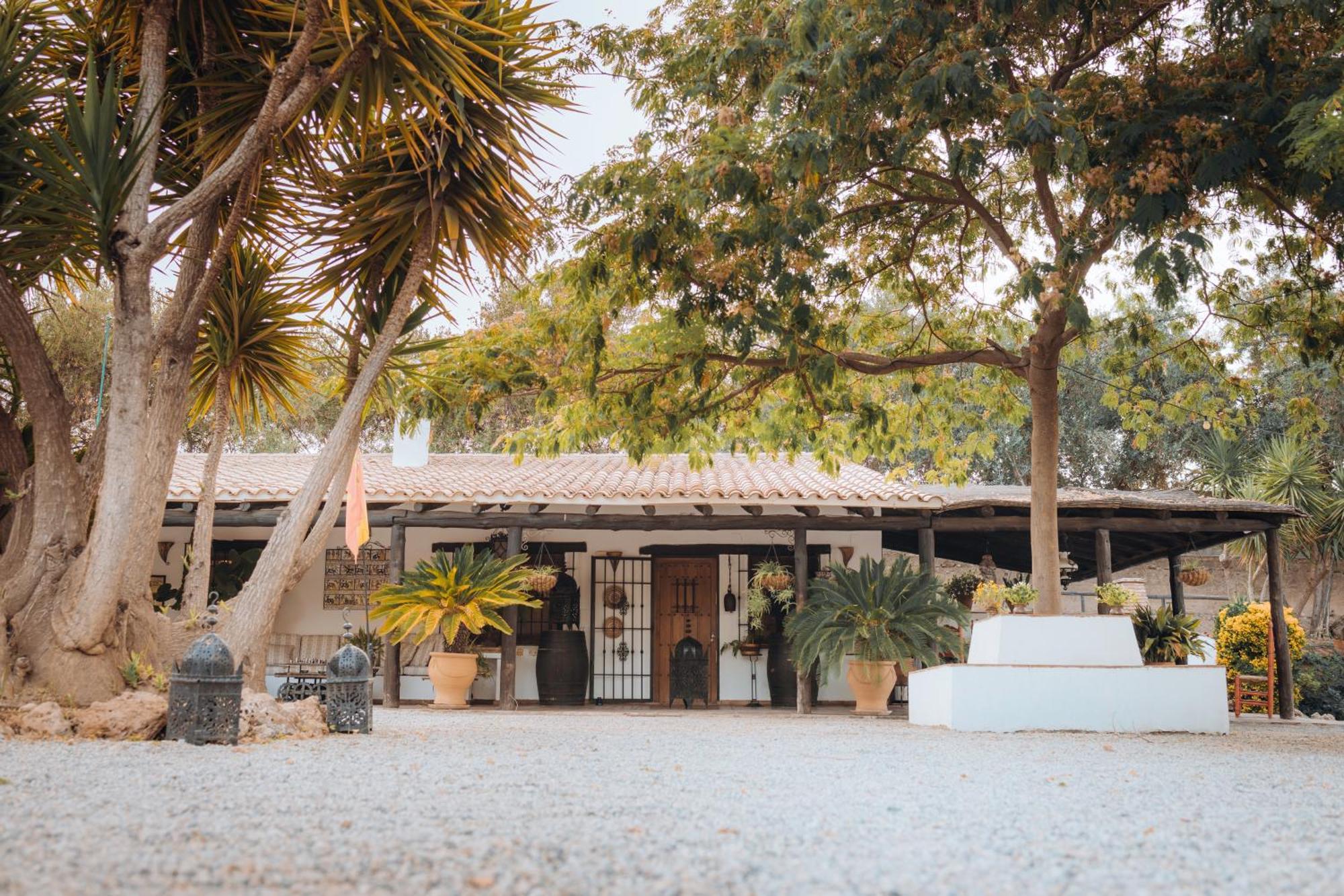 LA CUADRA, Finca privada a los pies de Sierra Nevada, a 10 minutos del centro, Jardín, Barbacoa La Zubia  Exterior foto